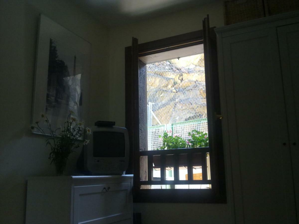 Vistas Espectaculares, Wifi Y Parking Apartment El Pueyo de Jaca Exterior photo